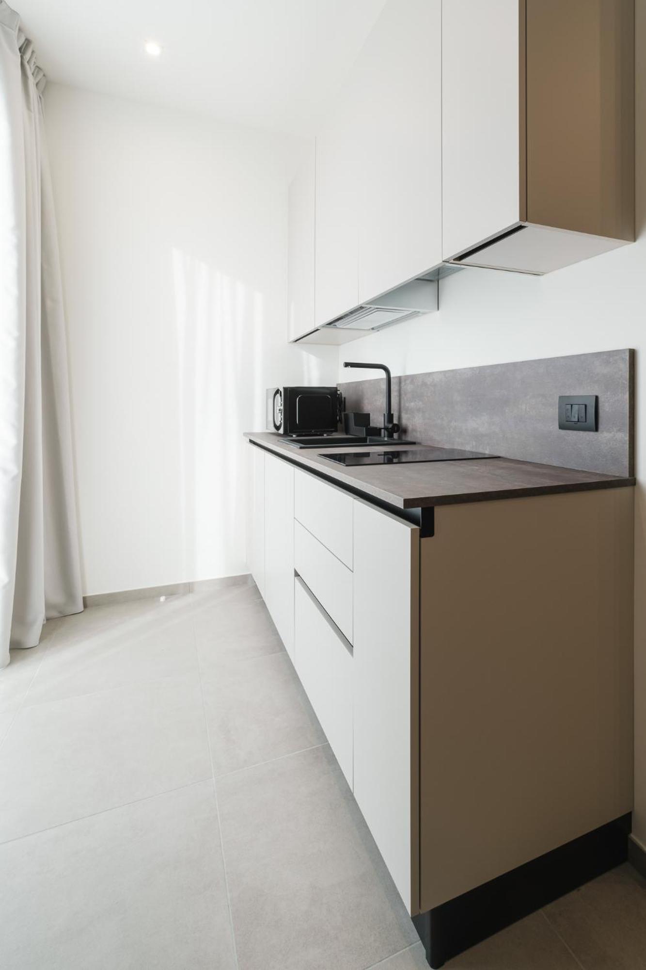 Residence Goldoni6 Suite Apartment リミニ エクステリア 写真