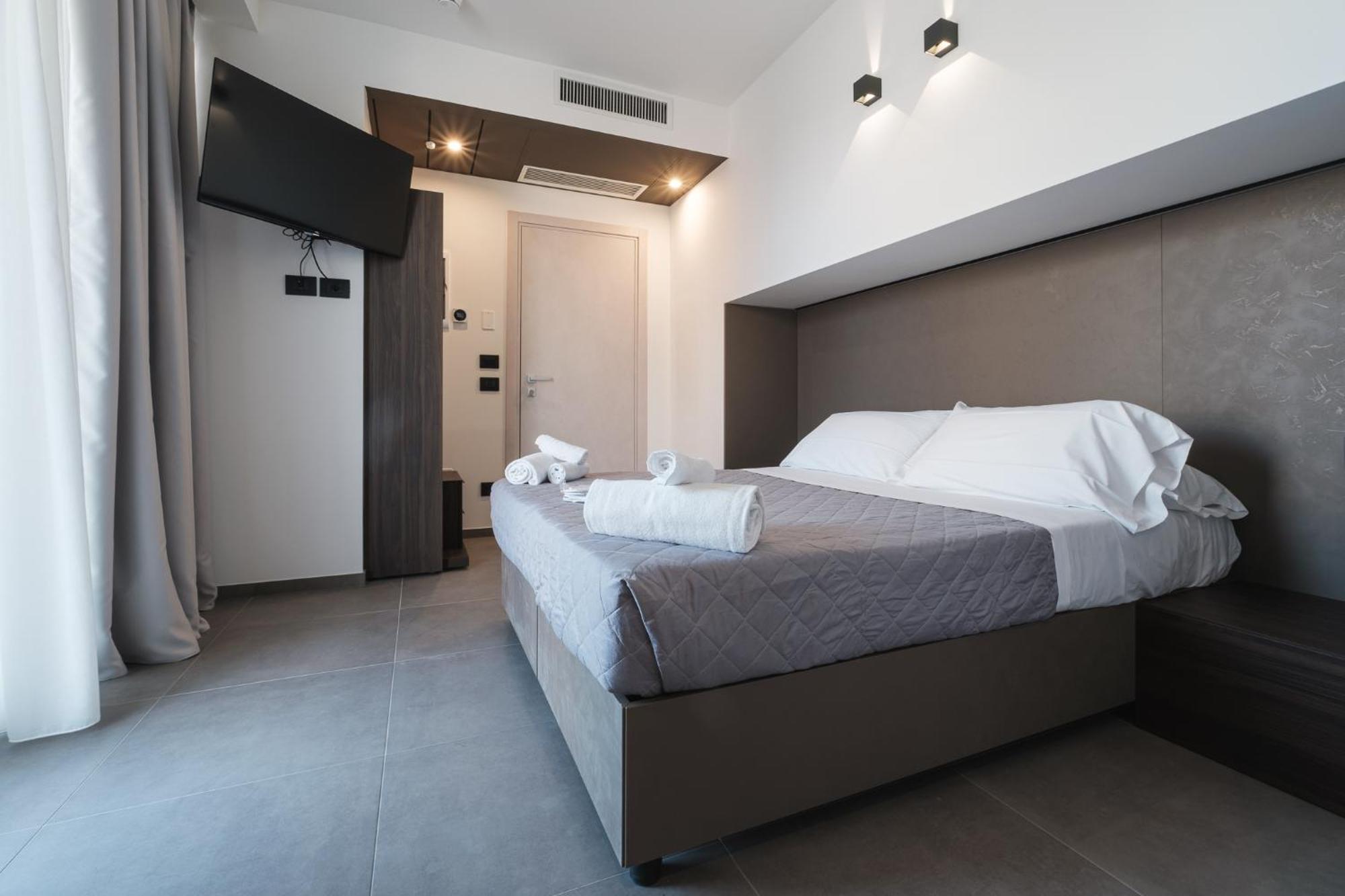 Residence Goldoni6 Suite Apartment リミニ エクステリア 写真